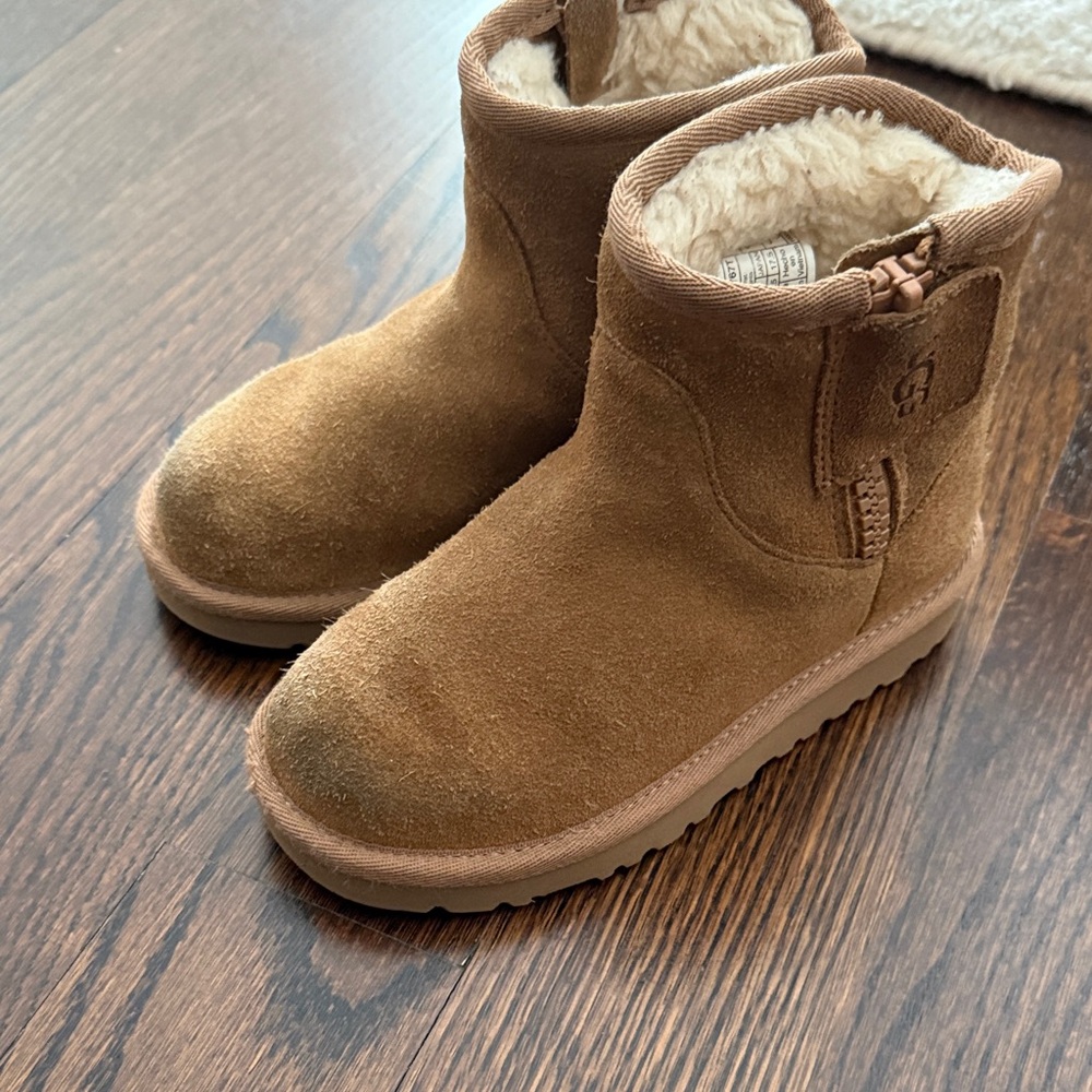 UGG Kids Boots in Brown